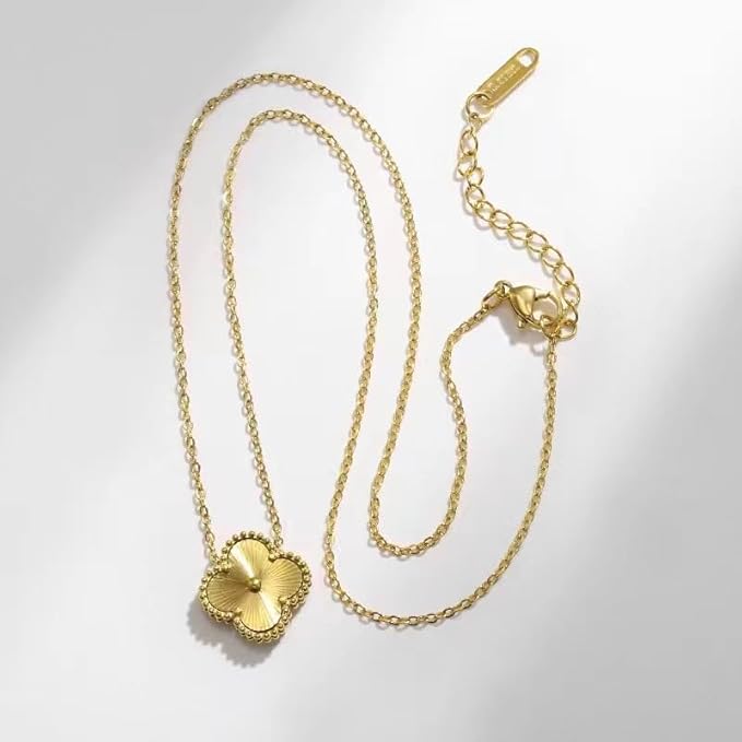 Four-Leaf Clover Gold Pendant Necklace